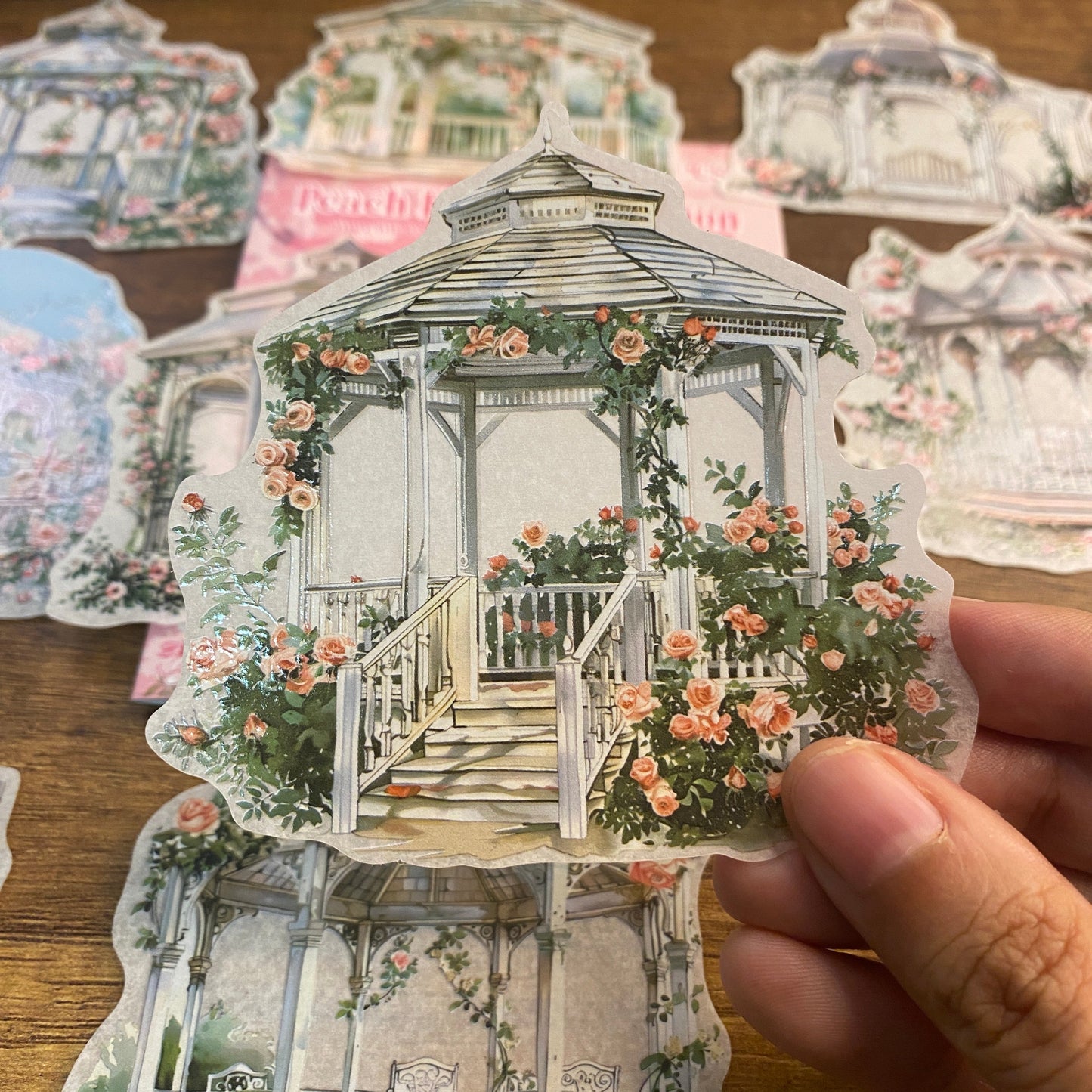 Set de Stickers – Pérgola Floral (10 piezas) 🌿✨