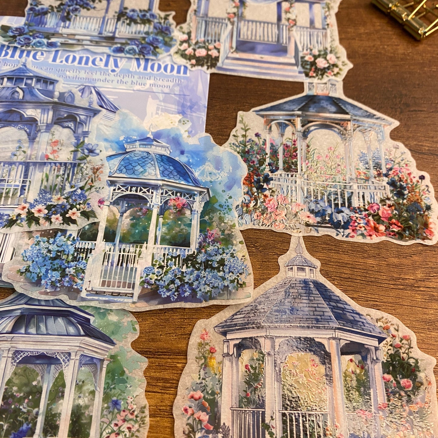 Set de Stickers – Pérgola Floral (10 piezas) 🌿✨