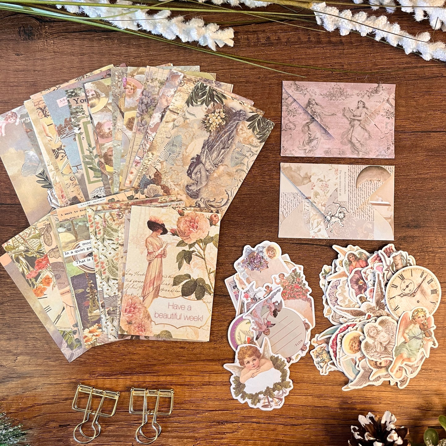 Set de 100 Piezas de Papelería Vintage – Ángeles & Encanto Celestial 👼✨